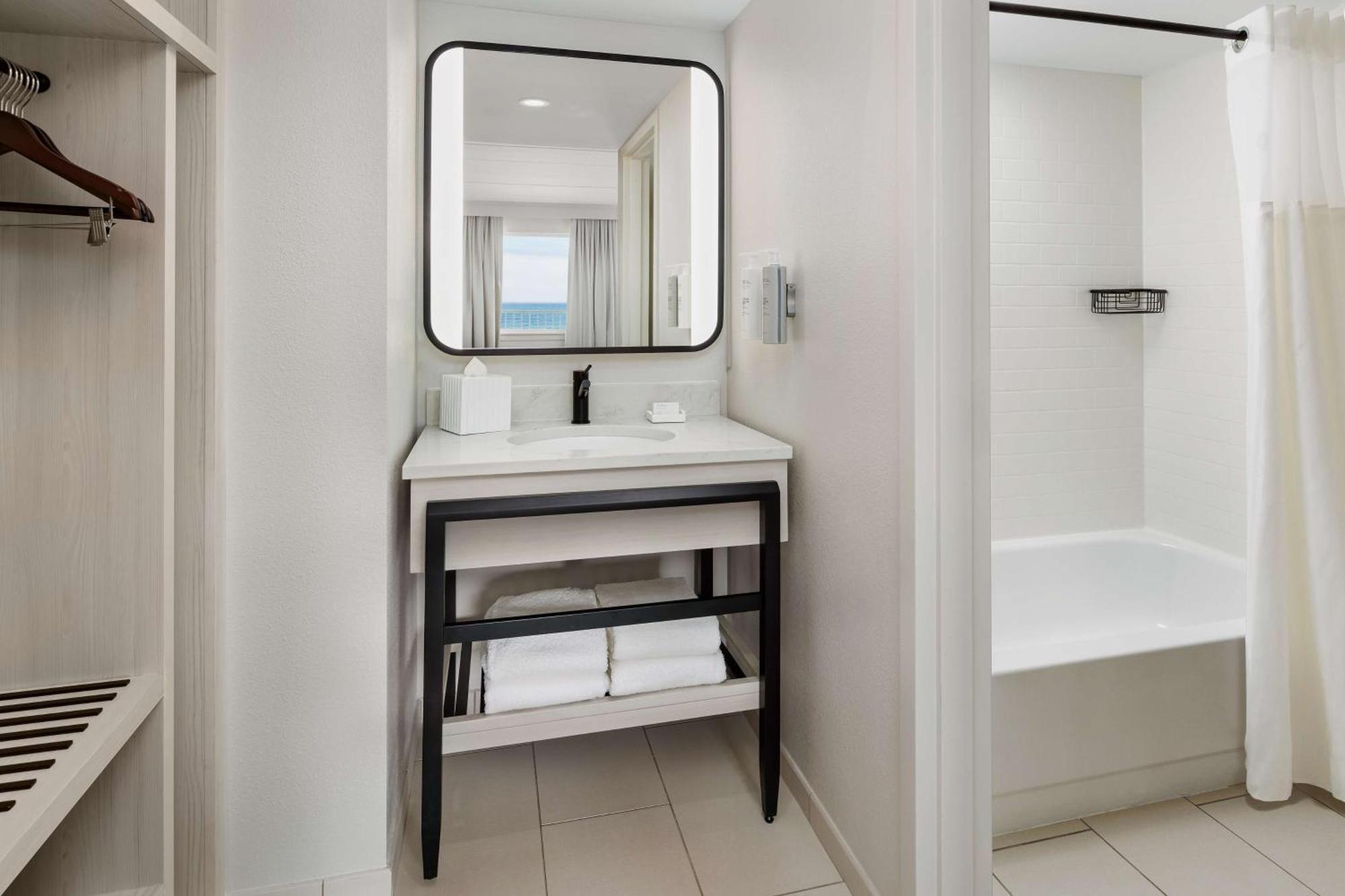 Hilton Garden Inn Ocean City Oceanfront מראה חיצוני תמונה